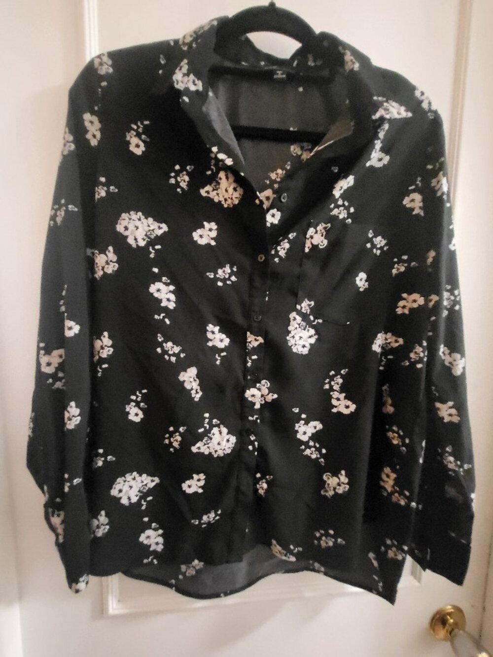 JDY Jacqueline de Yong Black Floral Button Down Blouse - Size 36